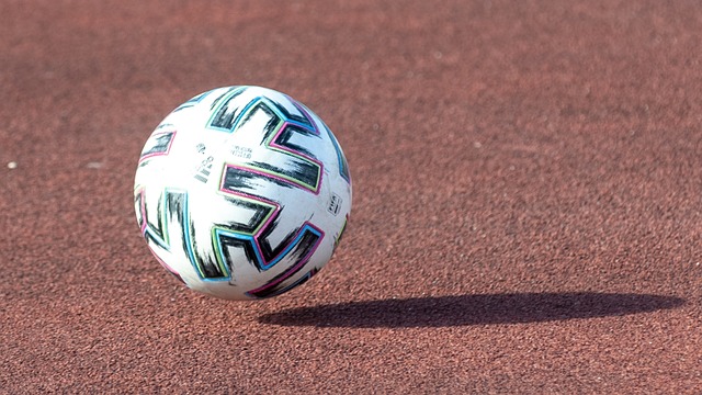 他的表现不 他的表现不